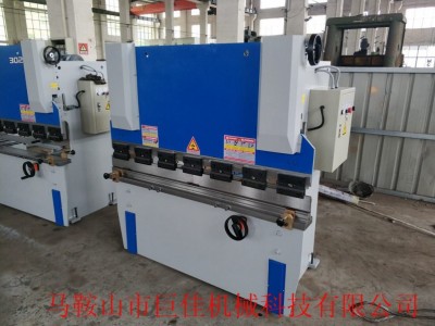 30吨小型折弯机 小型数控折弯机现货供应图2