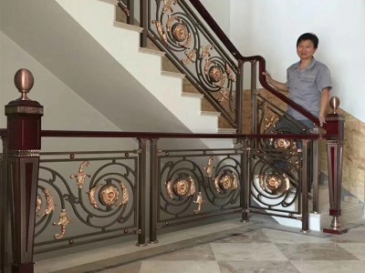 组装铜雕刻楼梯图2