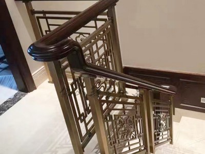 玫瑰金楼梯扶手图3