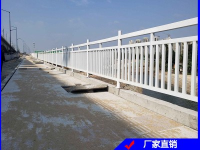 阳江马路护栏 公路围栏 道路隔离栏