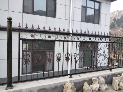 泰安别墅铁艺围栏图1