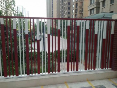 泰安镀锌管护栏图1