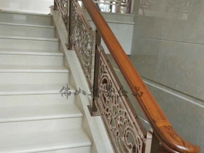 全铜雕花楼梯扶手图1
